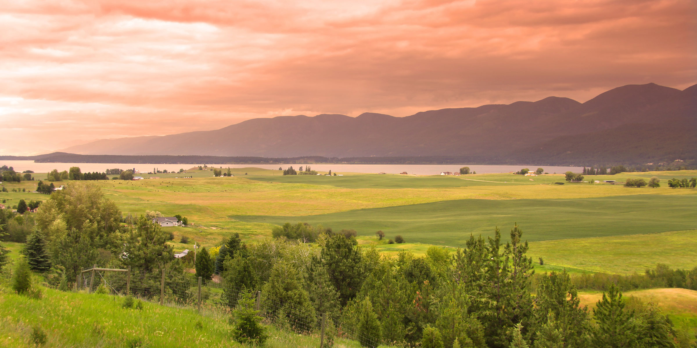 Flathead Valley / Flathead Lake at sunset